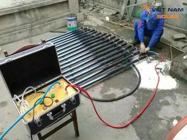 Vì sao cần Thay ron máy nước nóng năng lượng mặt trời
