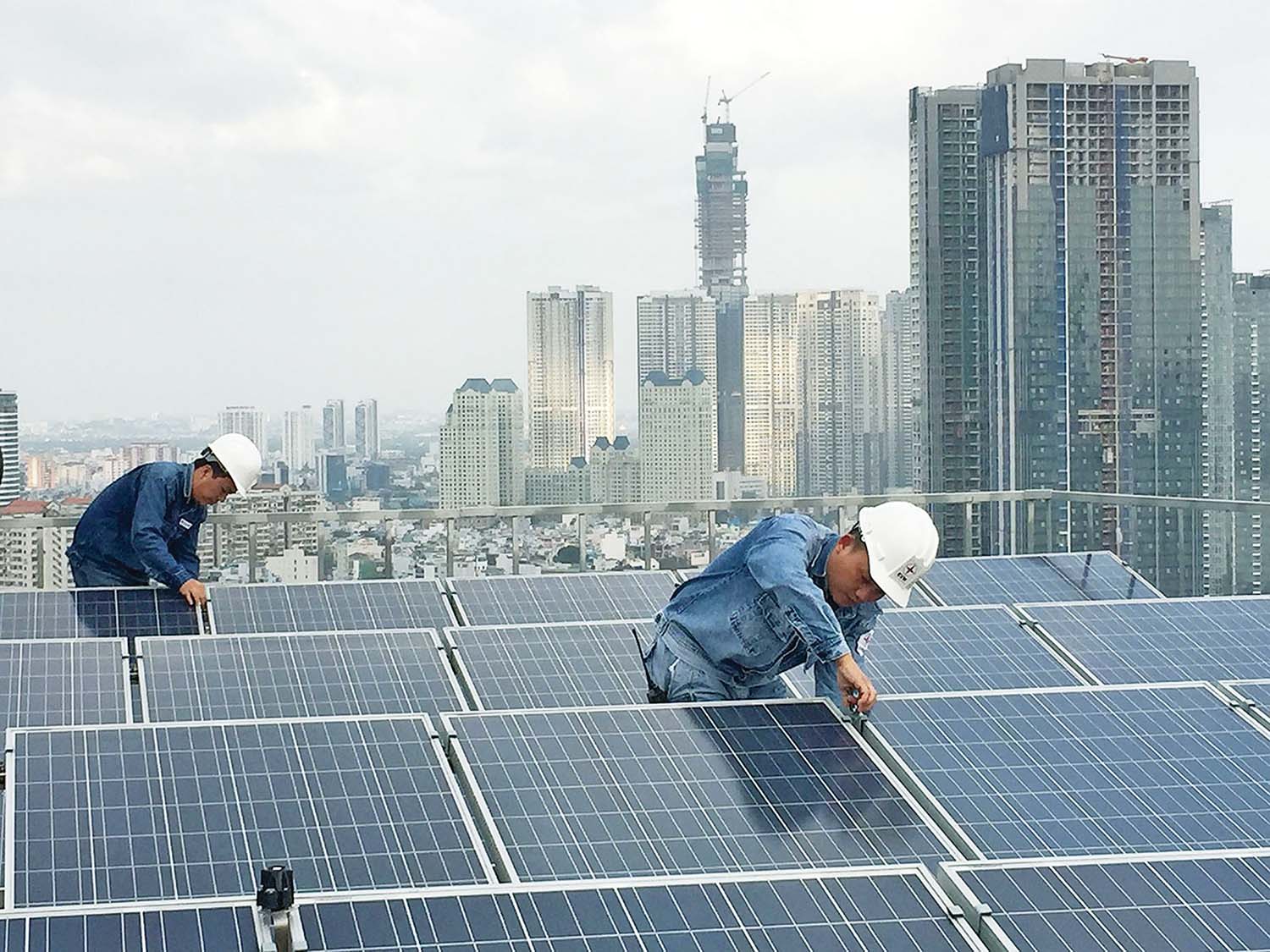 Điện năng lượng mặt trời có an toàn không? Sấm sét có nguy hiểm? 4 Có nguy cơ hỏng hóc và sự cố từ hệ thống điện năng lượng mặt trời không?