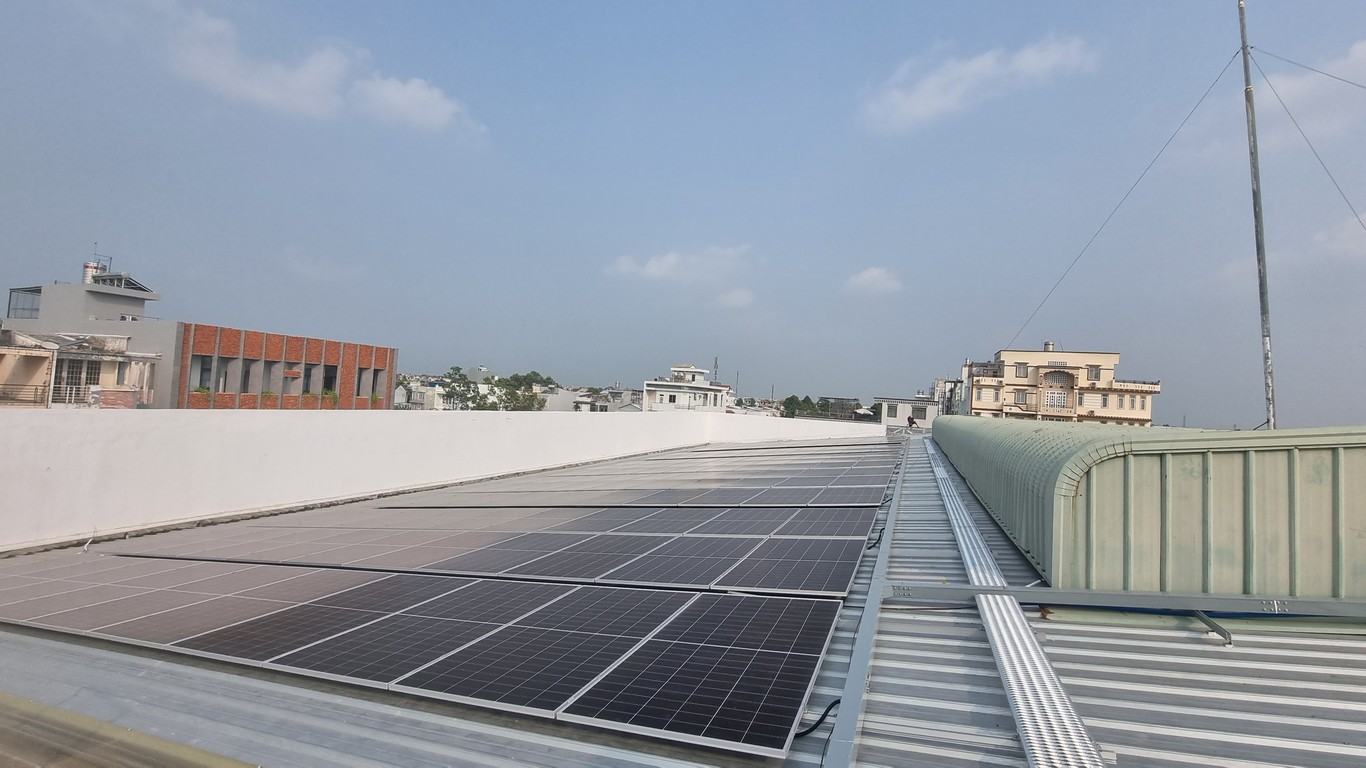Hệ thống lưu trữ ESS giúp tối ưu hóa sử dụng và quản lý nguồn năng lượng 2 vai-tro-va-ung-dung-cua-he-thong-luu-tru-ess