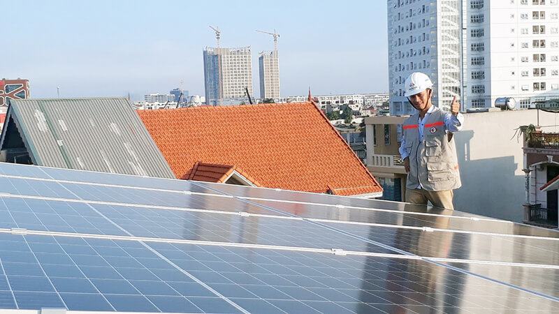 Cho thuê năng lượng mặt trời dành cho hộ kinh doanh & sản xuất 4 Nên thuê hay lắp đặt hệ thống điện năng lượng mặt trời?