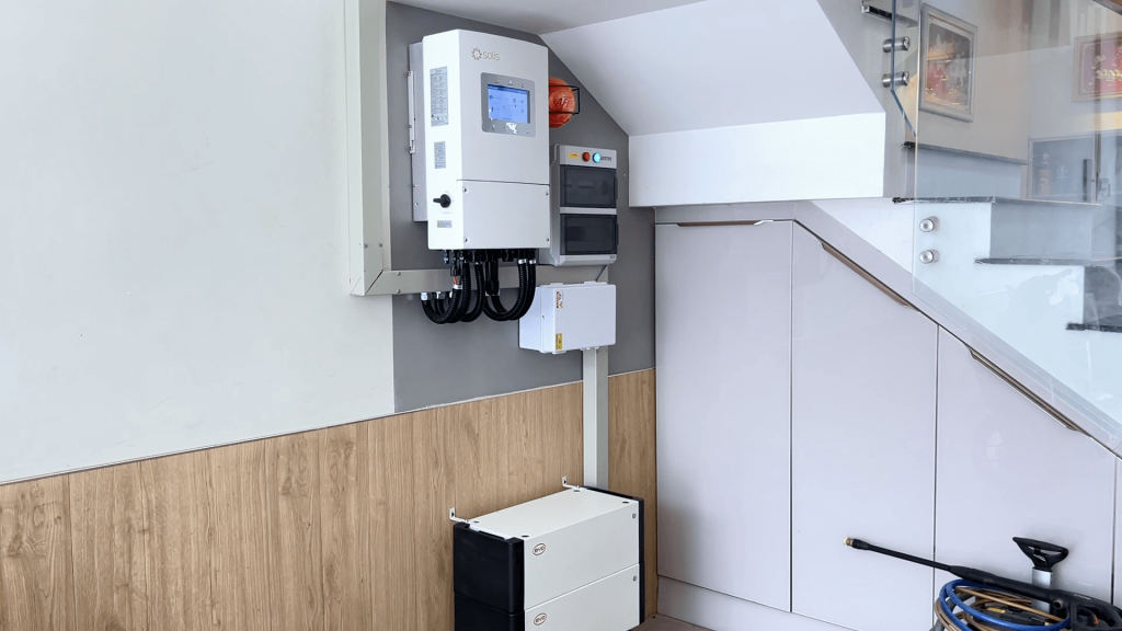Chi Phí Lắp Điện Năng Lượng Mặt Trời 5kWp lưu trữ 10kWh Tại Biên Hòa – Trả Góp & Bảo Hành 5 viet nam solar dien mat troi dan dung 5