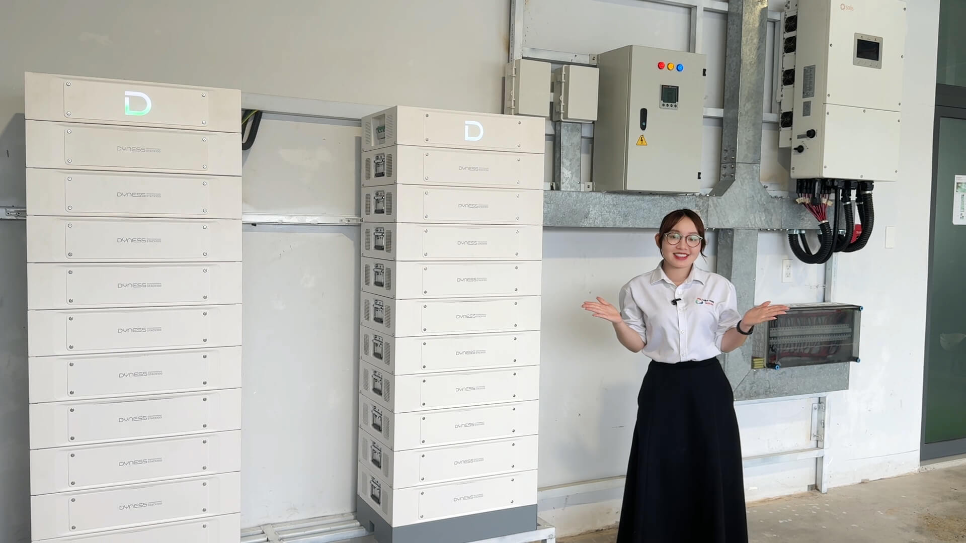 Hệ Thống Điện Mặt Trời Hybrid 70kWp Có Lưu Trữ Dyness 100kWh Tại Toyota Kiên Giang 13 viet nam solar dien mat troi toyota kien giang 70 luu dyness 100 11