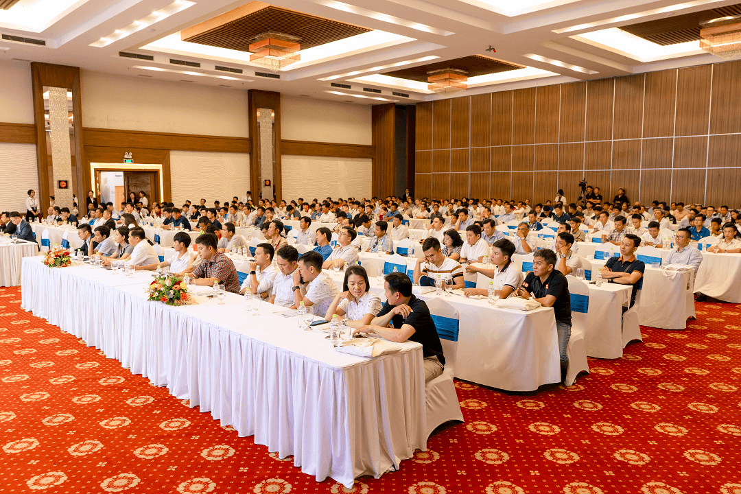 Điện Mặt Trời Kết Hợp Lưu Trữ: "Giải Pháp An Toàn An Toàn - Hiệu Quả - Bền Vững" Cùng Huawei - Việt Nam Solar - Panasonic 12 hoi thao dien mat troi ket hop luu tru giai phap an toan hieu qua ben vung 55
