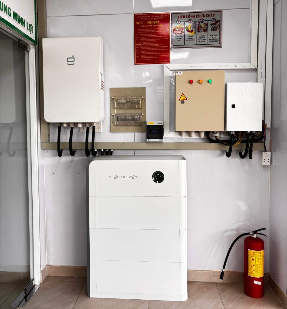 Sigenergy Hệ Thống Điện Mặt Trời Hybrid 20kWp Lưu Trữ 30kWh - Tiết Kiệm 9 Triệu