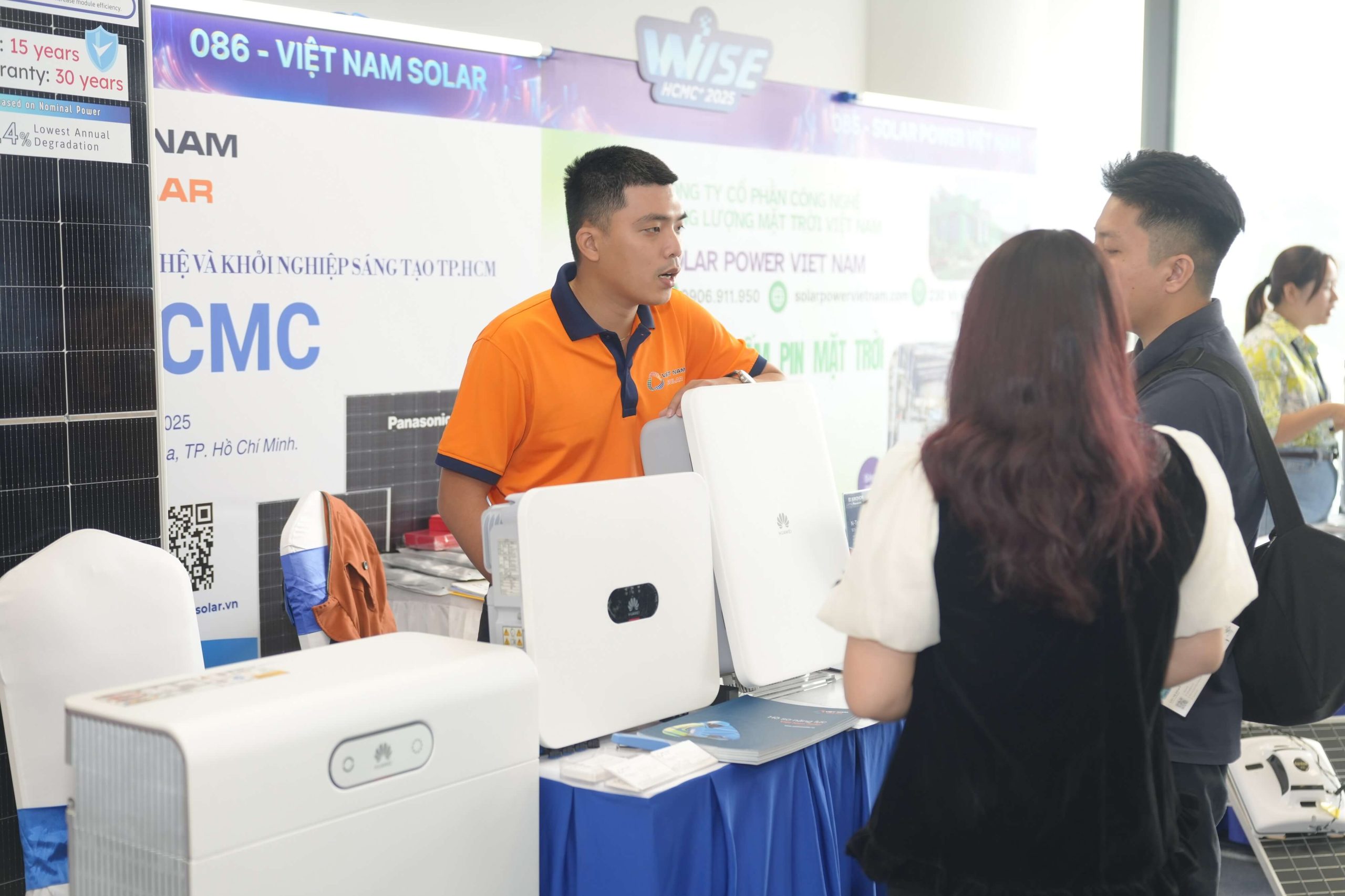 viet nam solar dien mat troi su kien wise hcmc 2025 panasonic huawei 1 1 scaled