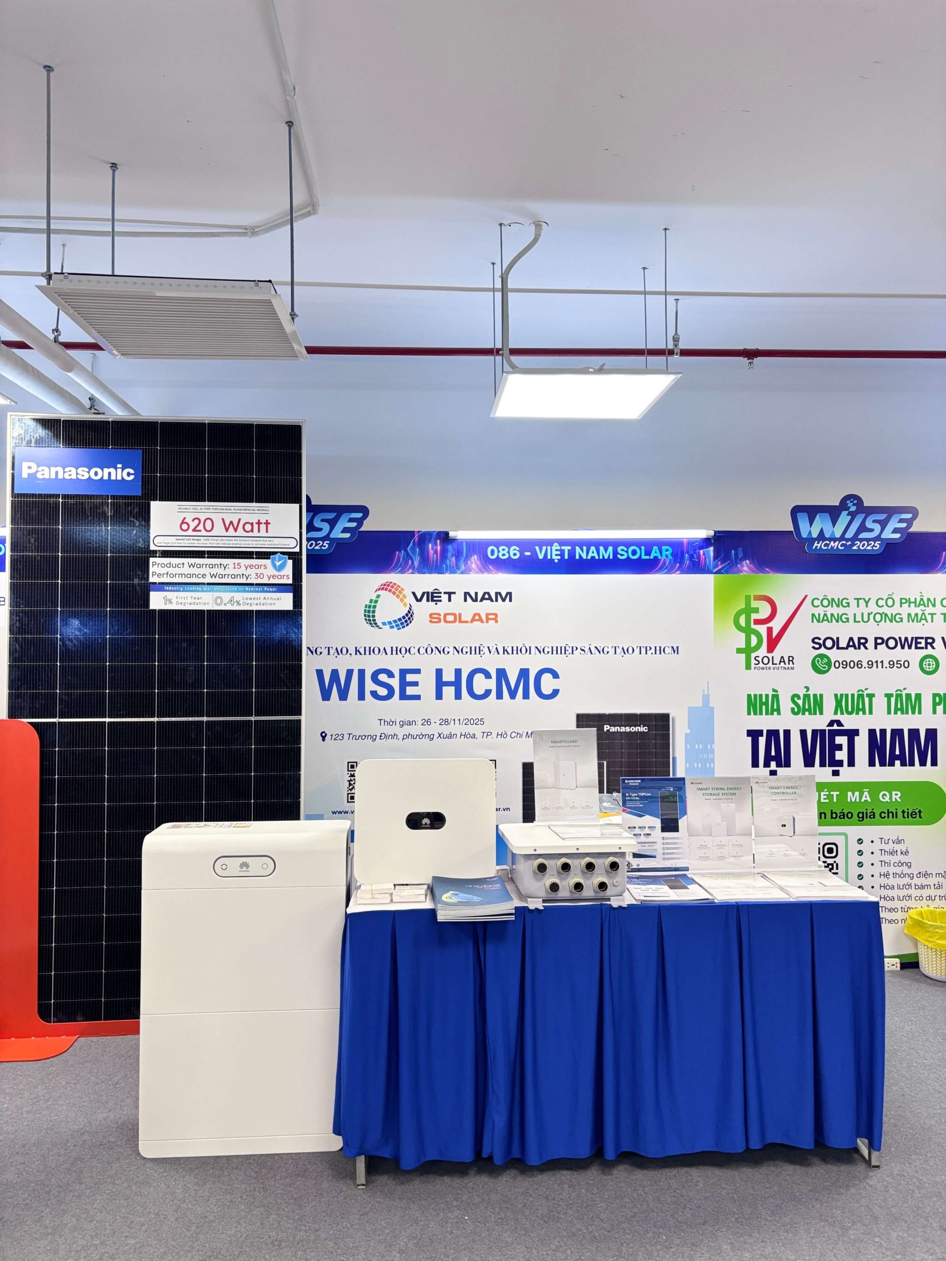 viet nam solar dien mat troi su kien wise hcmc 2025 panasonic huawei scaled
